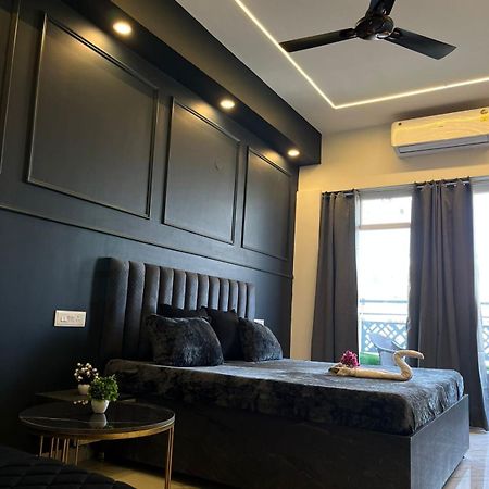 Elite Bnb Ghaziabad Buitenkant foto